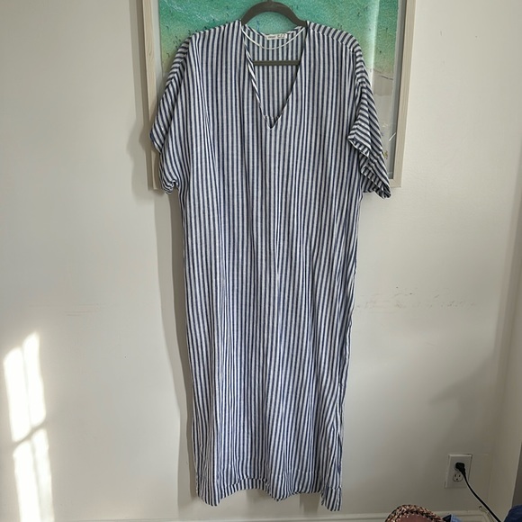 OYSHO Midi dress size M worn in perfect condition - Picture 1 of 3